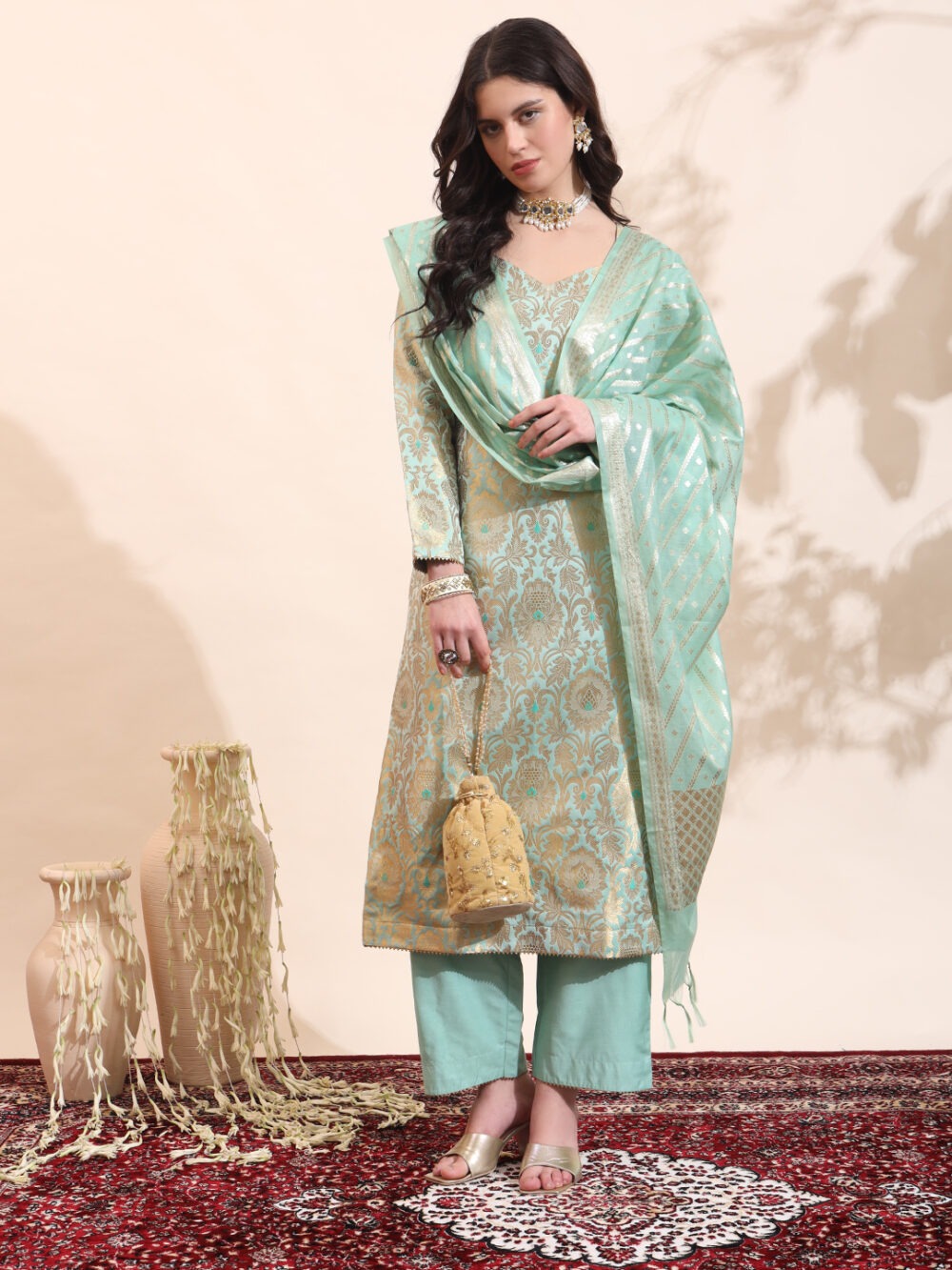 Enchanting Elegance