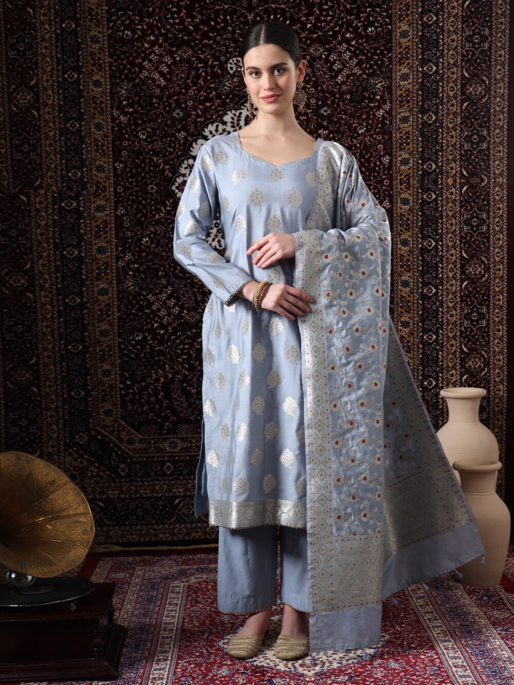 Grey Grace - Image 4